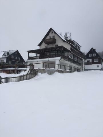 Appartement Dalzicht Geschikt Voor 4 Tot 5 Volwassenen Of 4 Volwassenen Plus 2 Kinderen 温特贝格 外观 照片